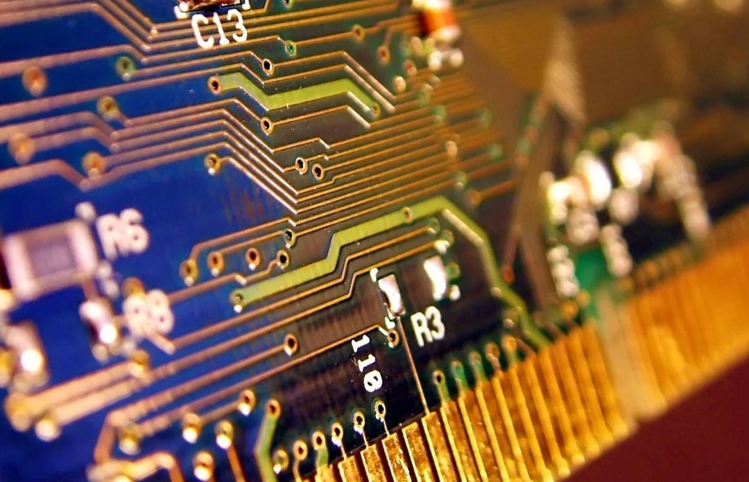 Barefoot says its programmable chip will revolutionize networking