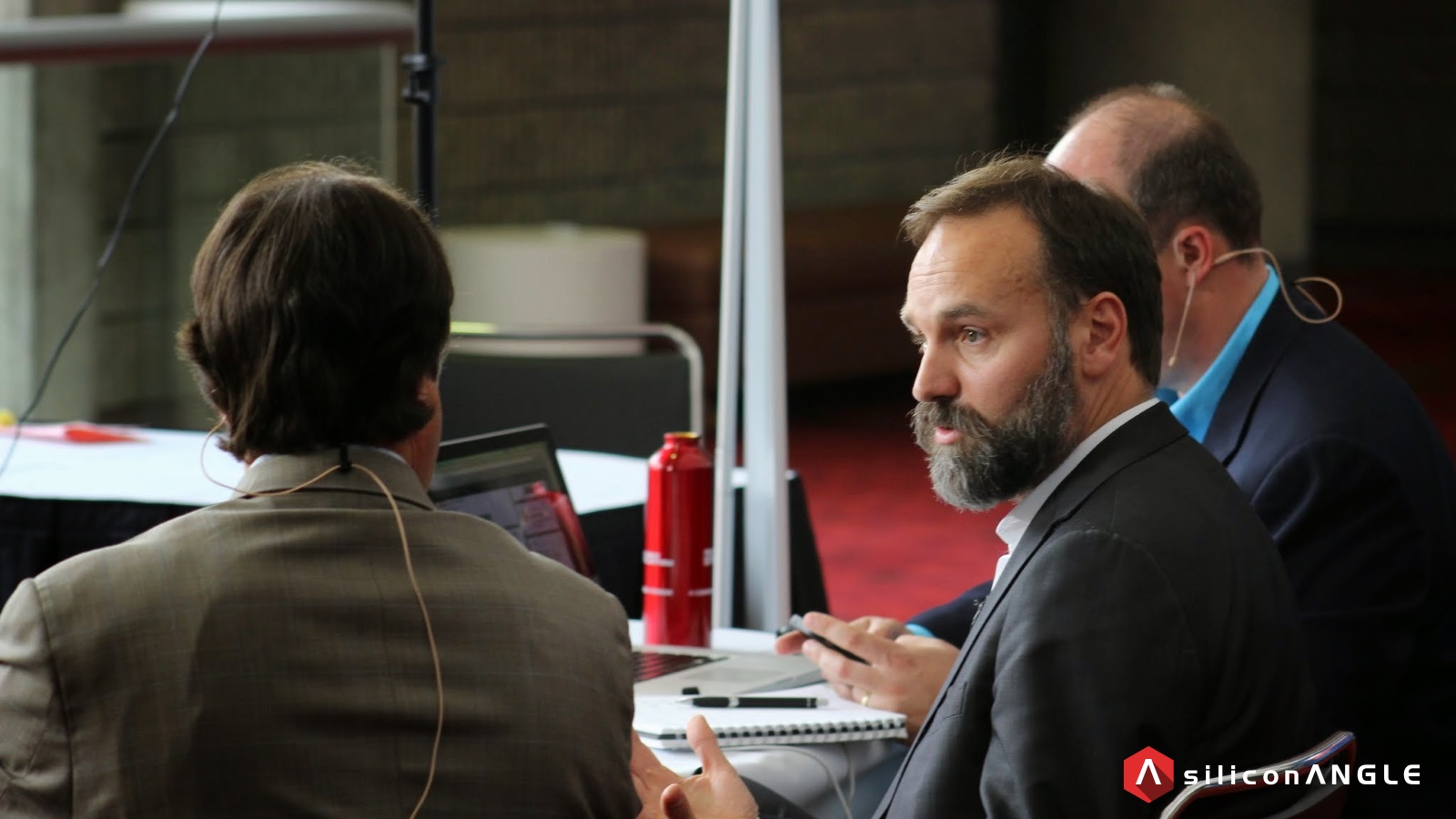 Canonical Founder Mark Shuttleworth Live in theCUBE