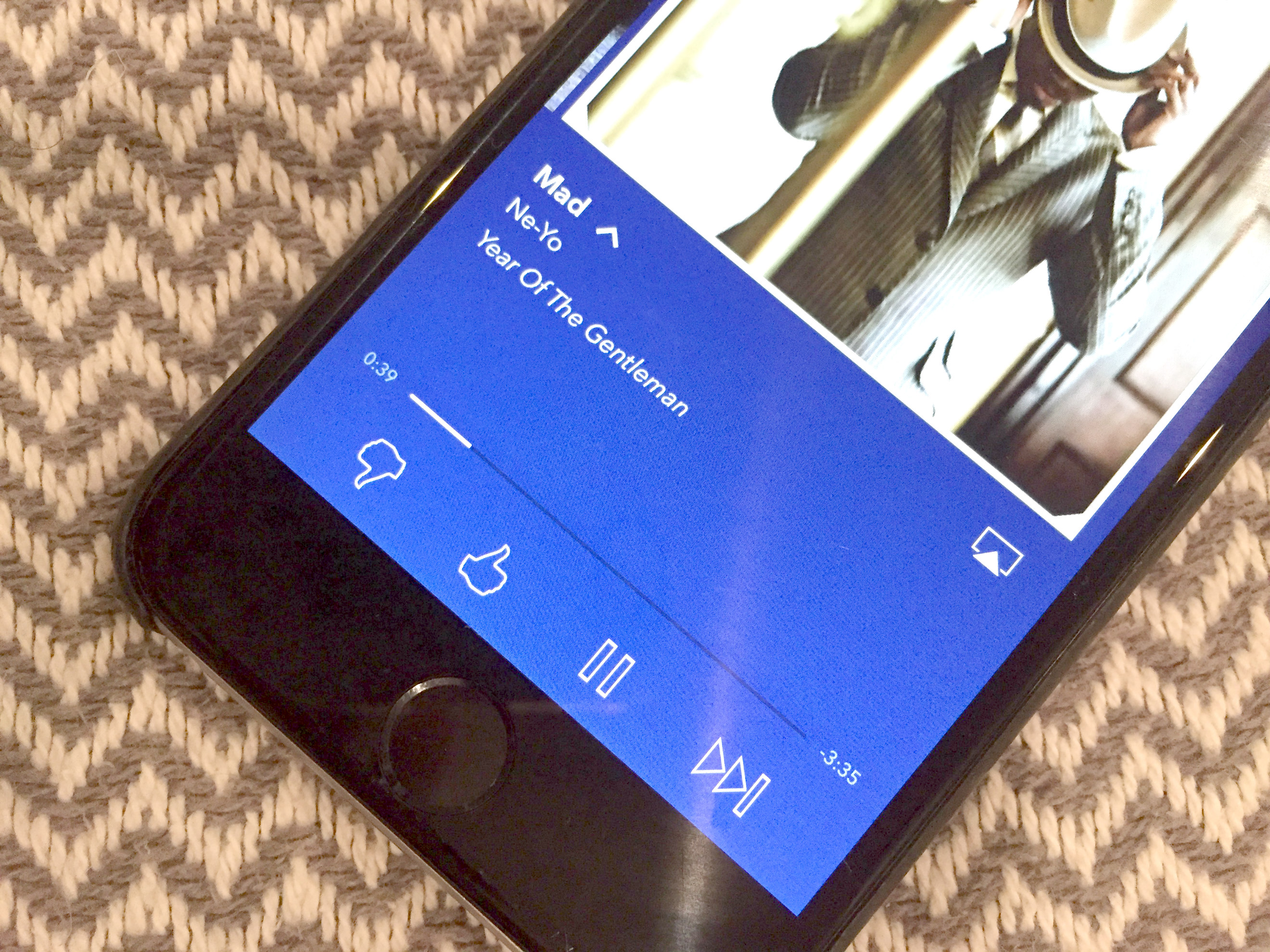 Beyond likes: Can Pandora's pretty app out-data Spotify? - SiliconANGLE