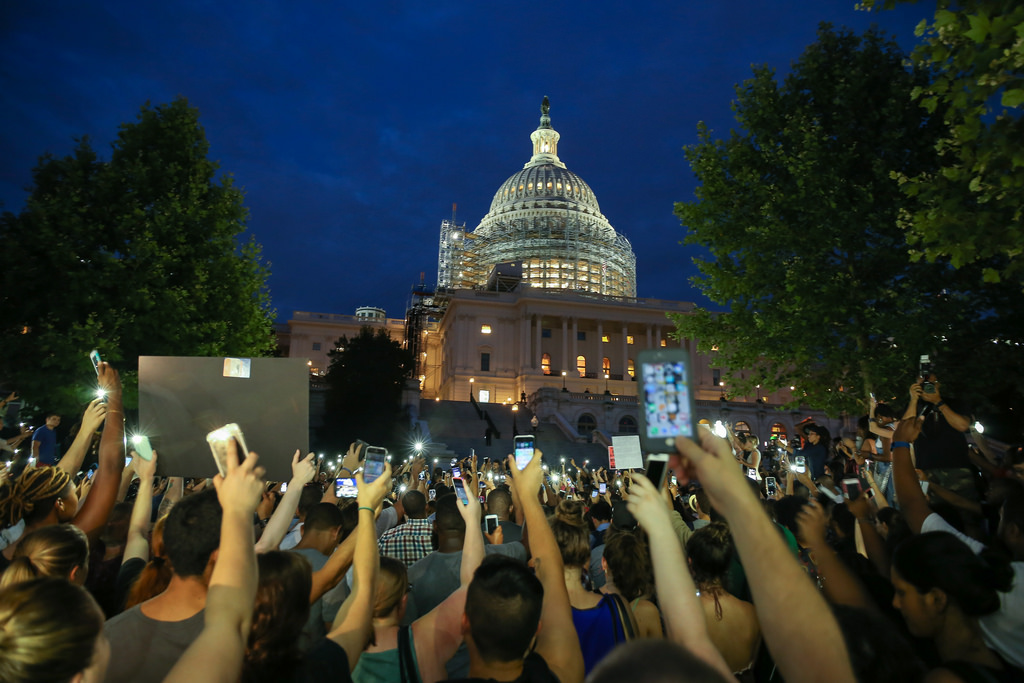 u.s. capitol protest congress government mobile phones