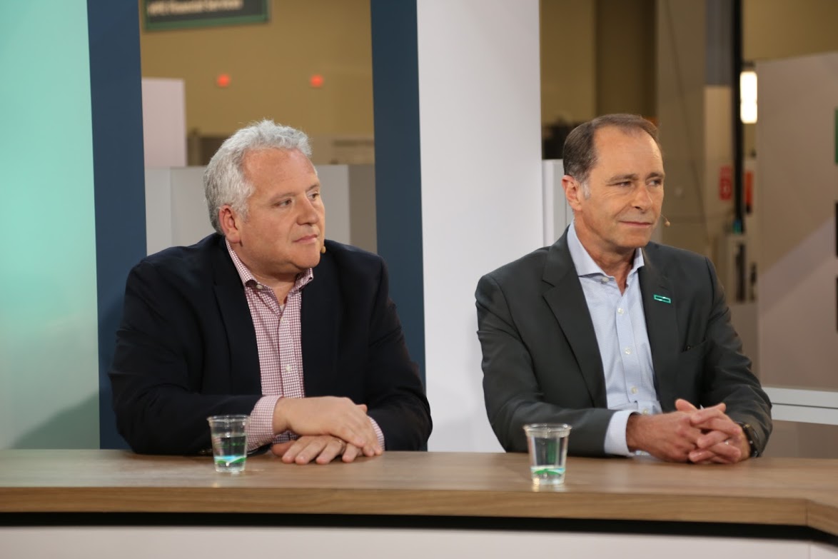 Hewlett Packard Enterprise Company (NYSE:HPE) Shares on the Go mid-Session