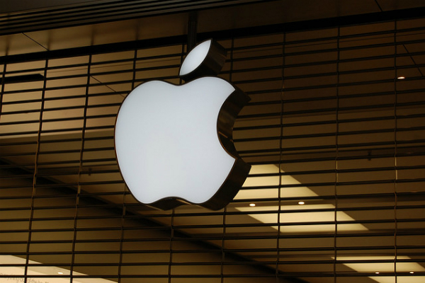 Apple acquires AR hardware startup Akonia Holographics - SiliconANGLE