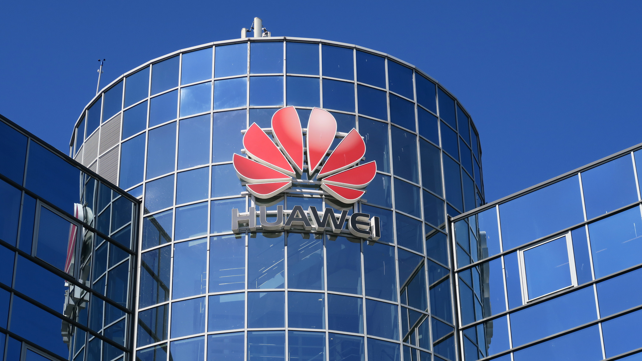 Us Charges Huawei With Fraud And Trade Secret Theft From American Rivals Siliconangle 