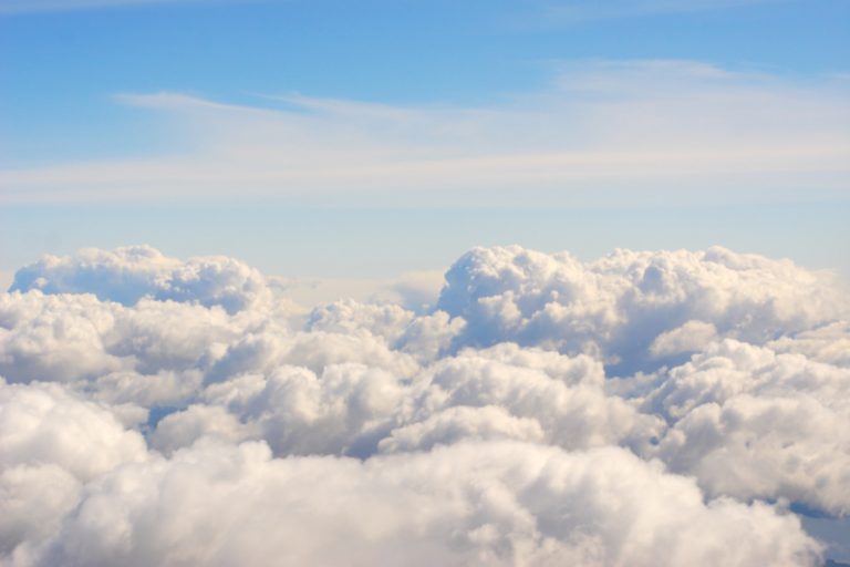 Setting Rivalry Aside Microsoft And Oracle Link Their Public Clouds To Go After Aws Siliconangle