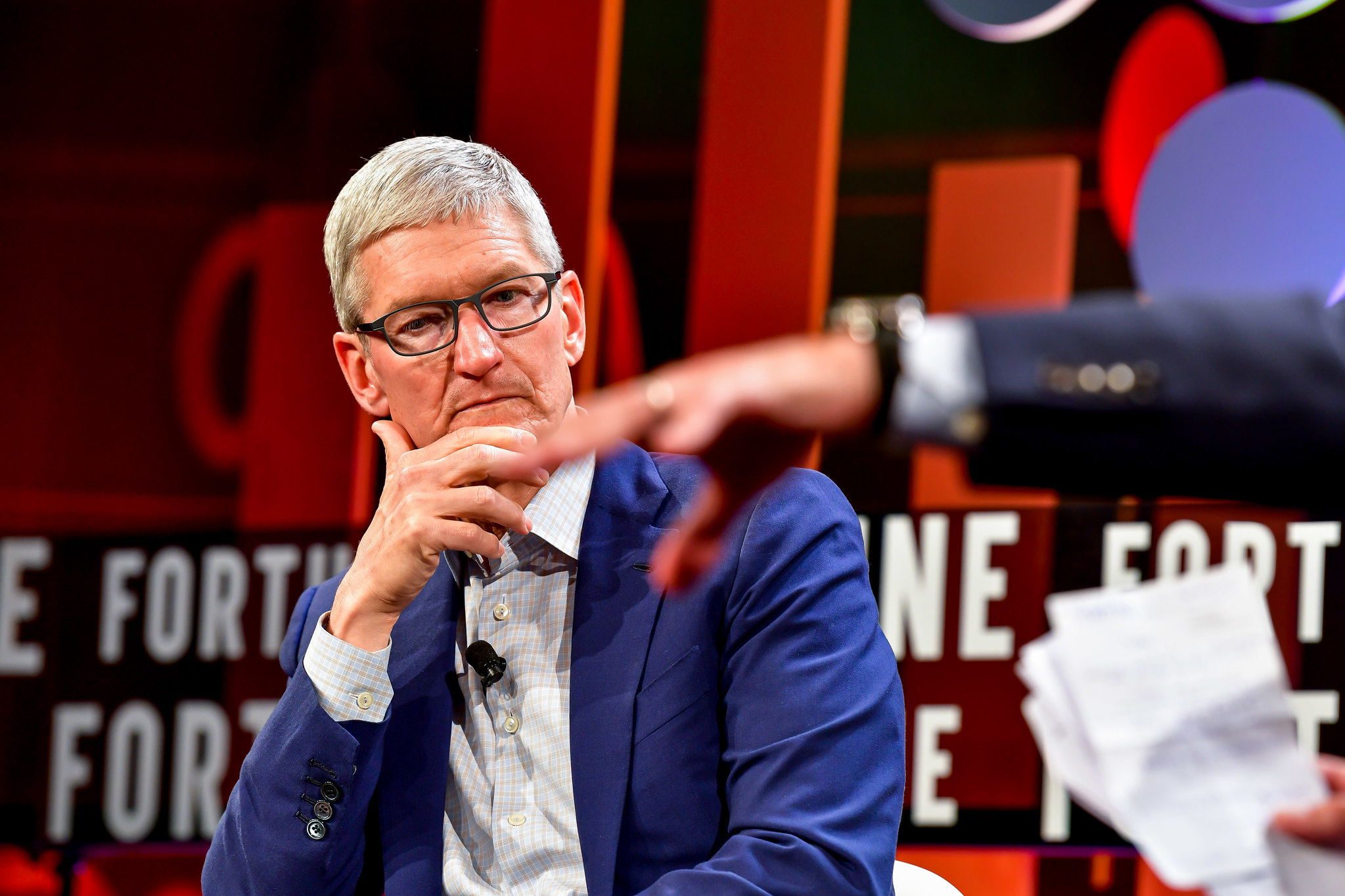 Apple beats Wall Street's earnings and revenue targets but iPhone sales fall short - SiliconANGLE News