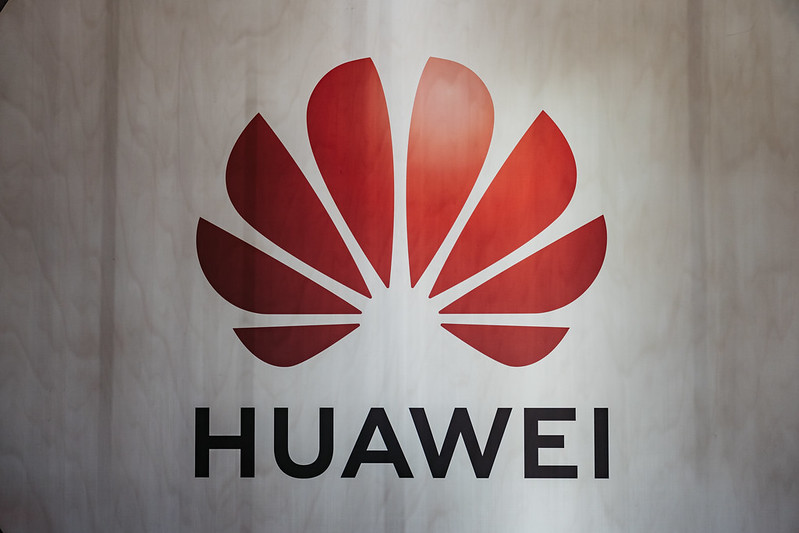 FCC is prepared to ban Huawei and ZTE equipment