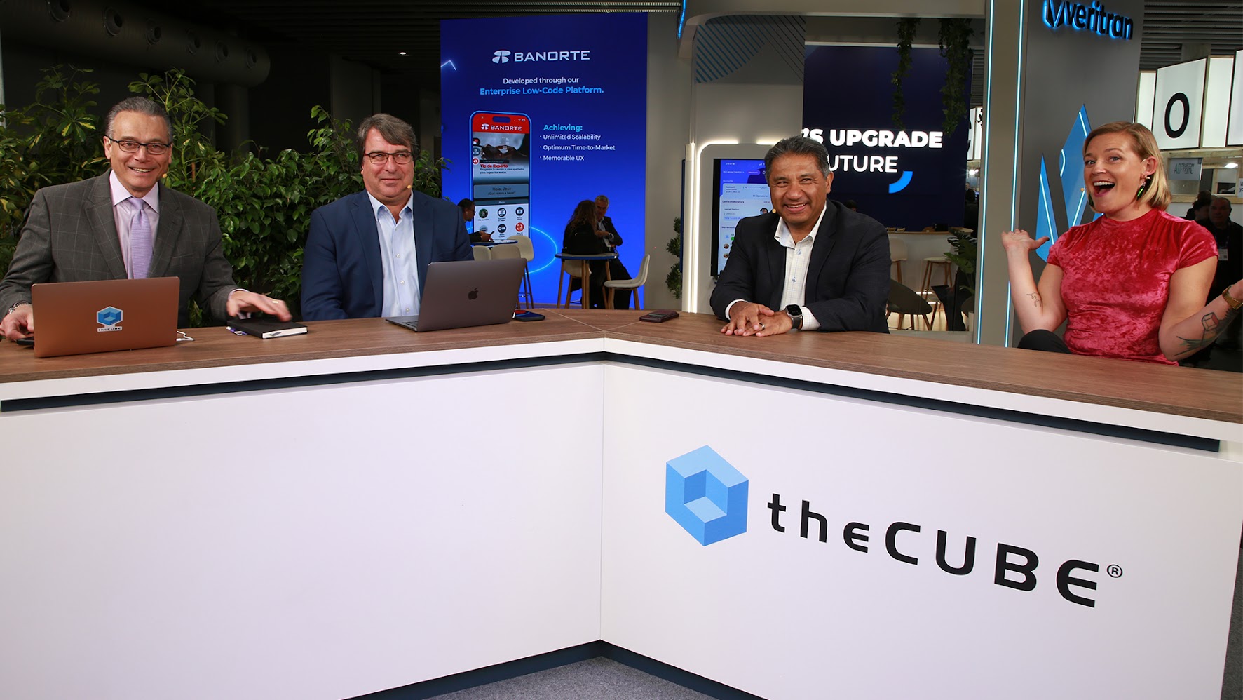 TheCUBE Research analysts Dave Vellante John Furrier Zeus Kerravala and Savannah Peterson discuss the challenges facing Cisco during an Insights segment at MWC2024