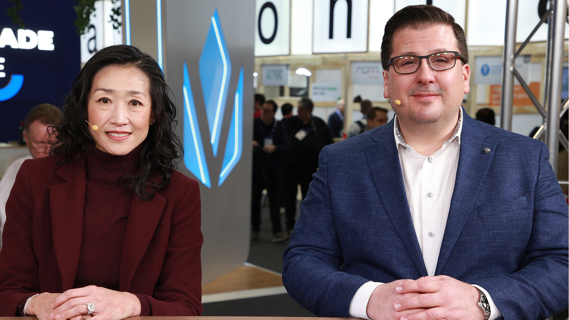 Ruth Sun and David Kinlough talk to theCUBE analyst about enterprise mobility.