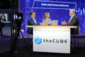 TheCUBE analysts discuss top news from Dell Technologies World, including advancements in AI integration, sustainability and robust networking.