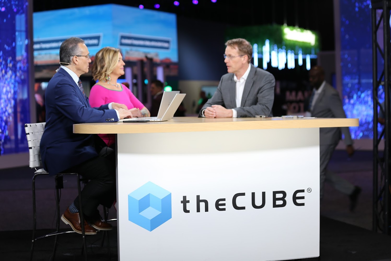 Jas Tremblay, general manager of the Data Center Solutions Group, at Broadcom, talks with theCUBE during Dell Technologies World 2024. Dell Technologes