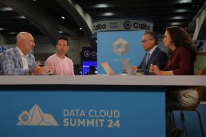 Bill Stratton, global head of advertising at Snowflake, and John Eckhardt, director of global marketing science at Snap, talk about Snapchat's growing marketing platform with hosts of theCUBE.