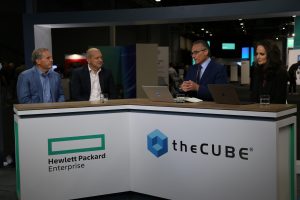 Bob Panos of American Digital Corp and Simon Ewington of HPE talking to theCUBE about AI-driven managed services at HPE Discover 2024