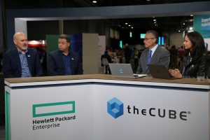 Chris Schin, VP at HPE, and Matt Boris, VP at Zerto, talk about data recovery with theCUBE at HPE Discover.