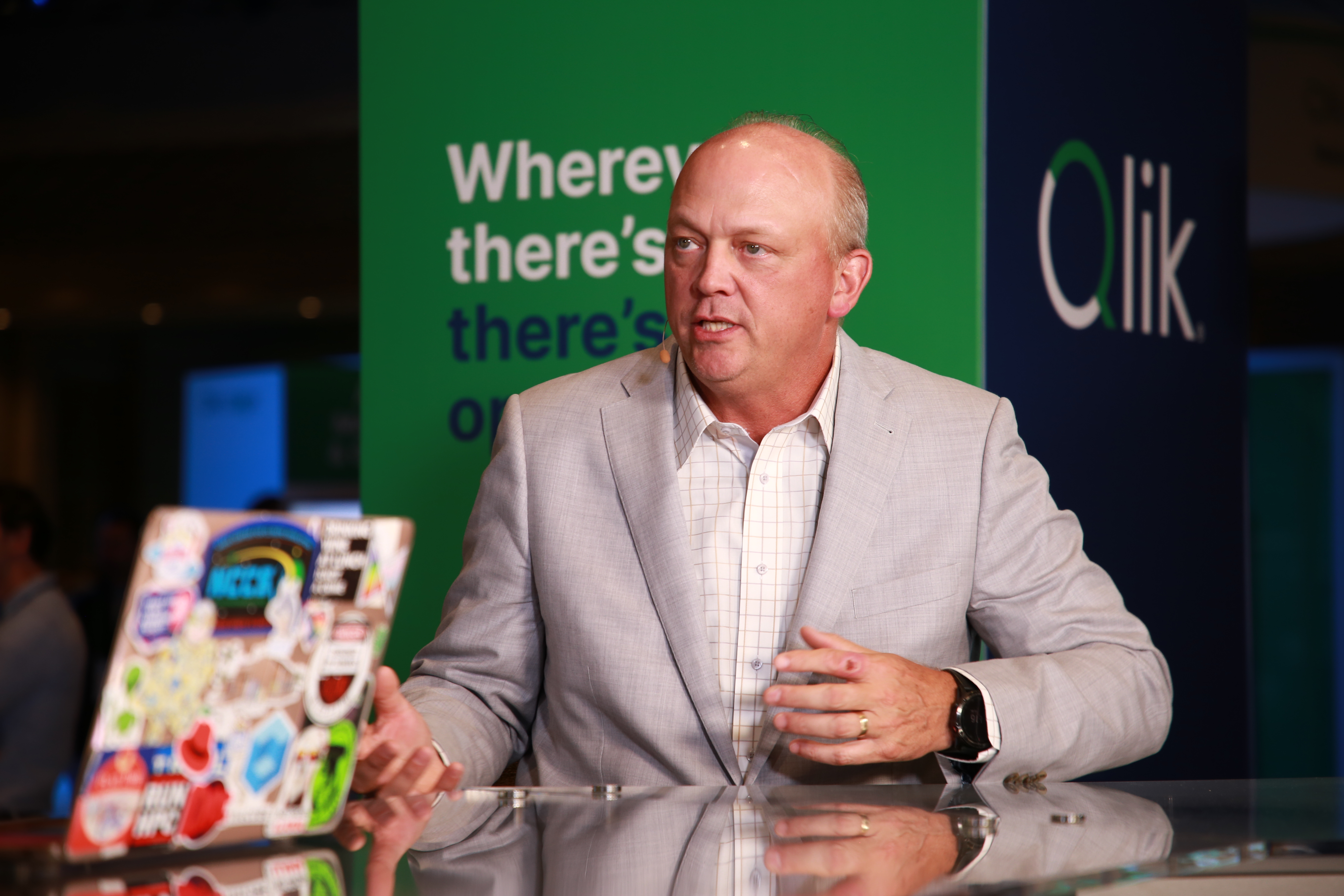 David Zember, senior VP of worldwide channels and alliances at QlikTech International AB talking to theCUBE about strategic alliances in technology at Qlik Connect 2024
