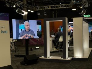 Antonio Neri, CEO of HPE, talks with theCUBE about HPE AI solutions during HPE Discover 2024.