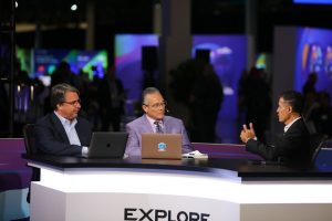 Sanjay Uppal, SVP & GM at Broadcom, talks with theCUBE about Edge Compute Stack during VMware Explore.