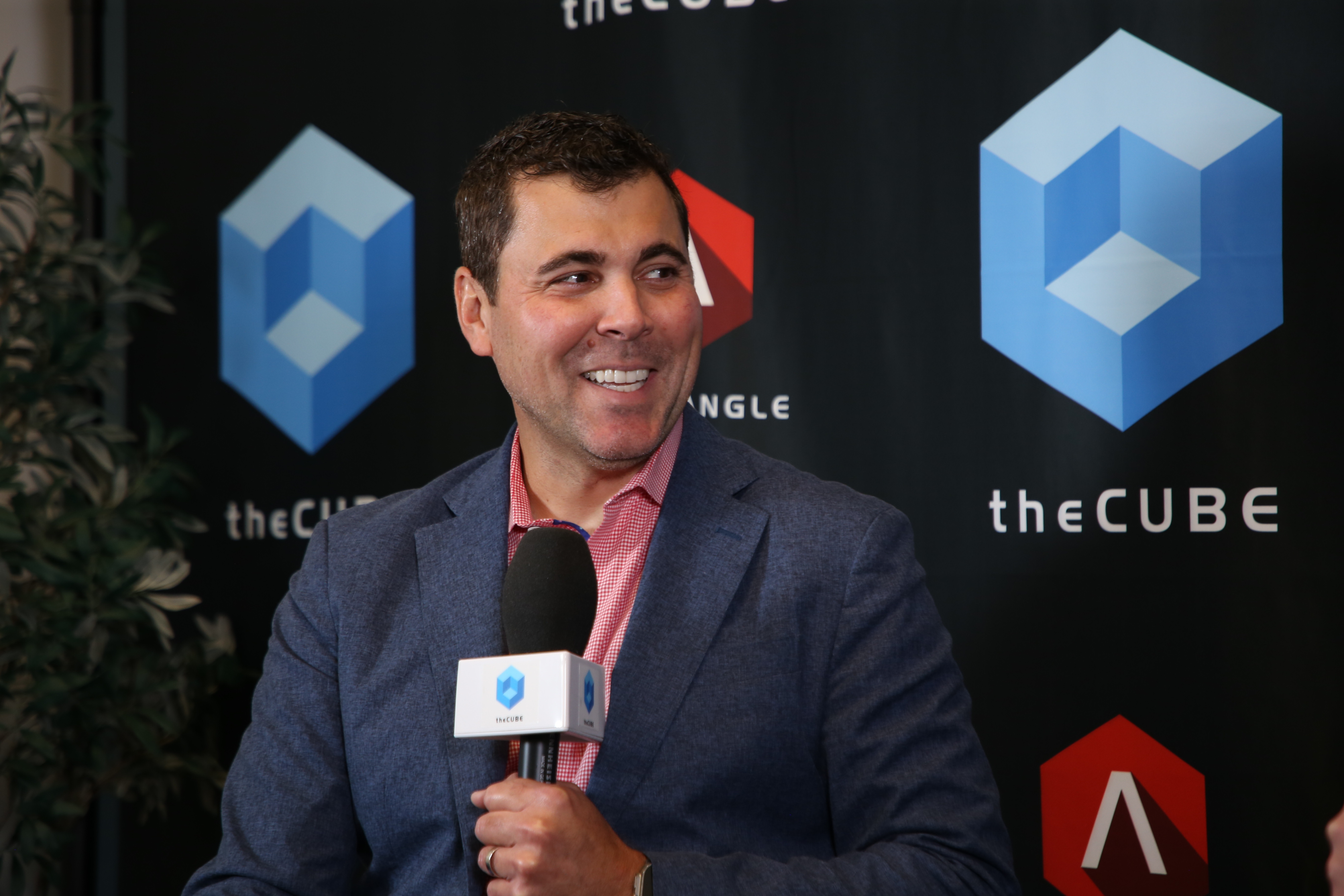 Nick Otto, head of global strategic partnerships at IBM, talks to theCUBE about hybrid cloud and AI at Dreamforce 2024.