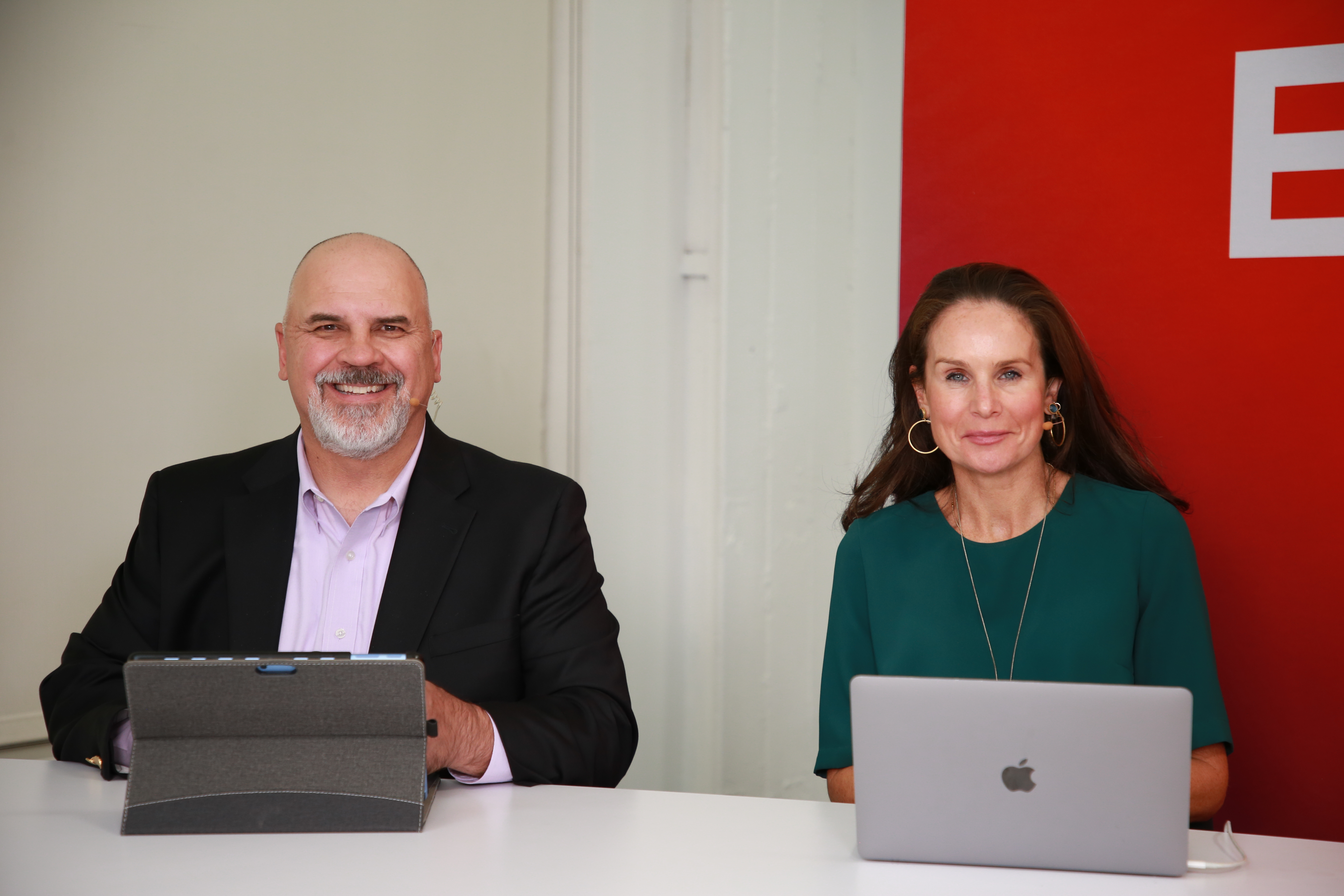 theCUBE Research’s Bob Laliberte and co-host Rebecca Knight talk about how data unification is driving innovation, enhancing security and empowering AI at Cloudera Evolve24.