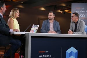 Michael Hutchinson, chief customer officer of Teradata, and Matheus Daniel Pierozan, senior credit analyst at Sicredi Confederation, talk with theCUBE about the importance of hybrid data analytics at Teradata Possible 2024.