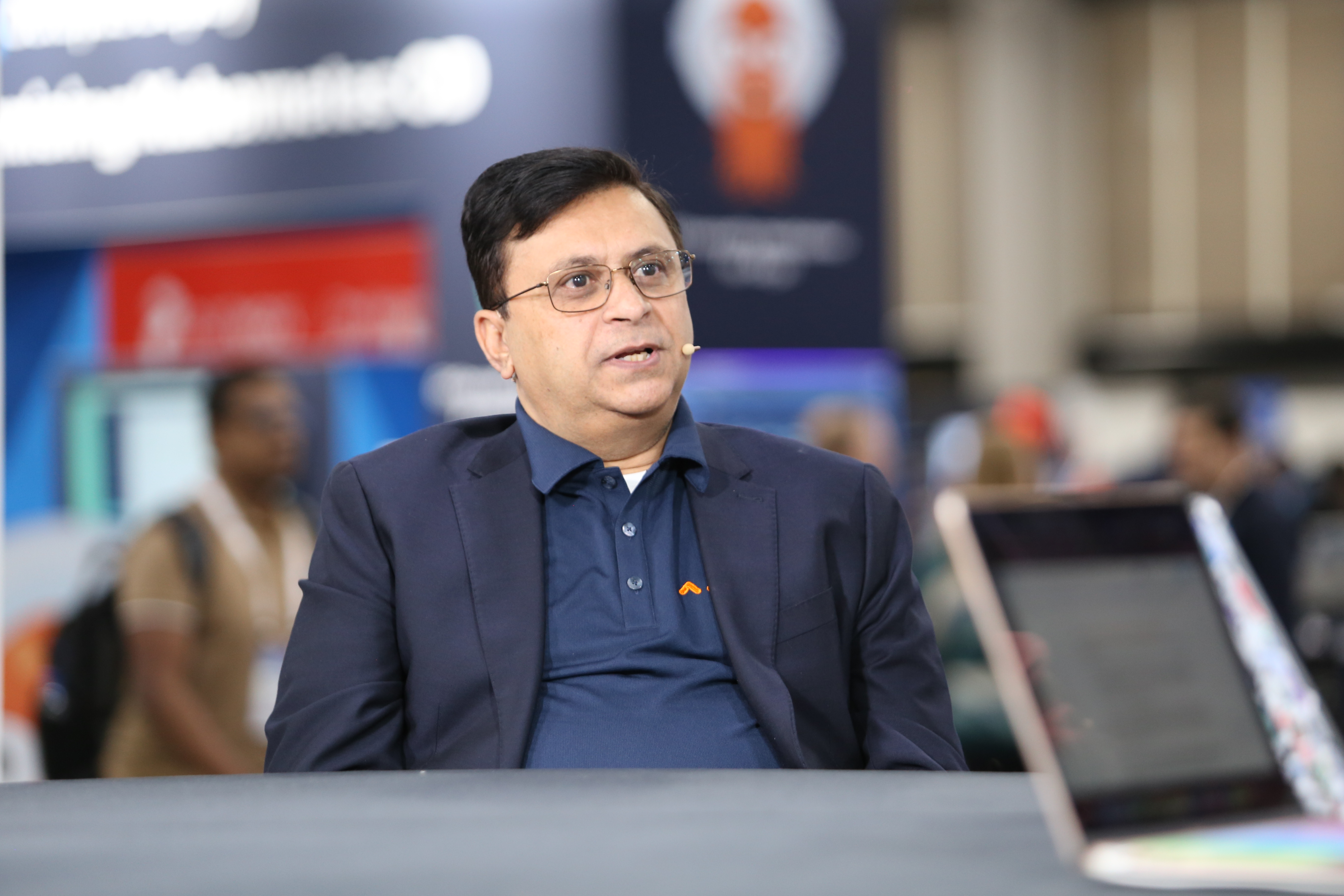 Anirban Sengupta, CTO of engineering at Aviatrix, talks about the power of multicloud networking at KubeCon 2024.