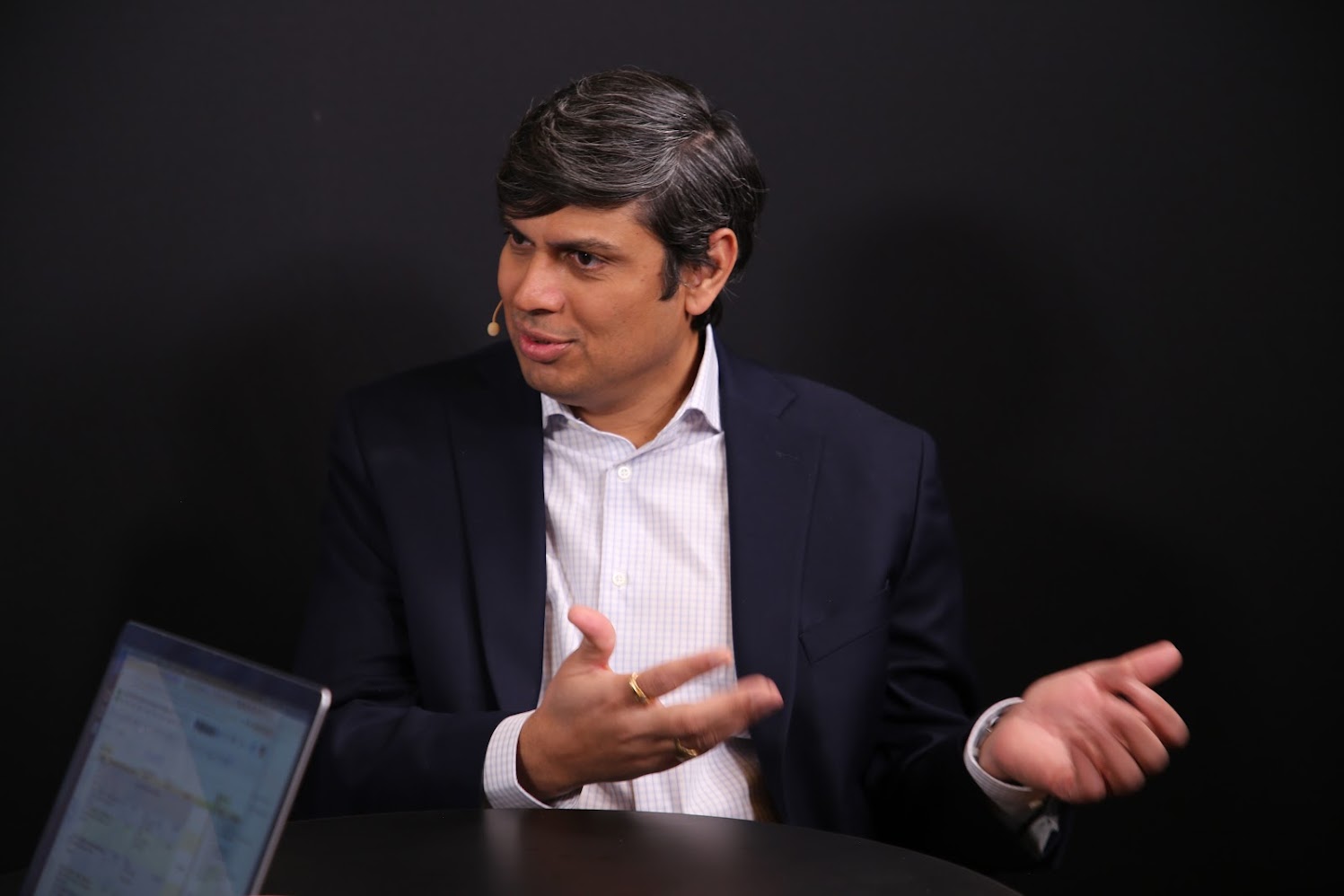 Baskar Sridharan, VP at AWS, spoke with theCUBE about an integrated AI platform during AWS re:Invent 2024.