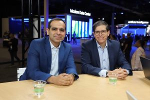 Varun Chhabra, SVP at Dell, and Travis Vigil, CPO at Dell, talk with theCUBE about storage architecture during Dell Technologies World.