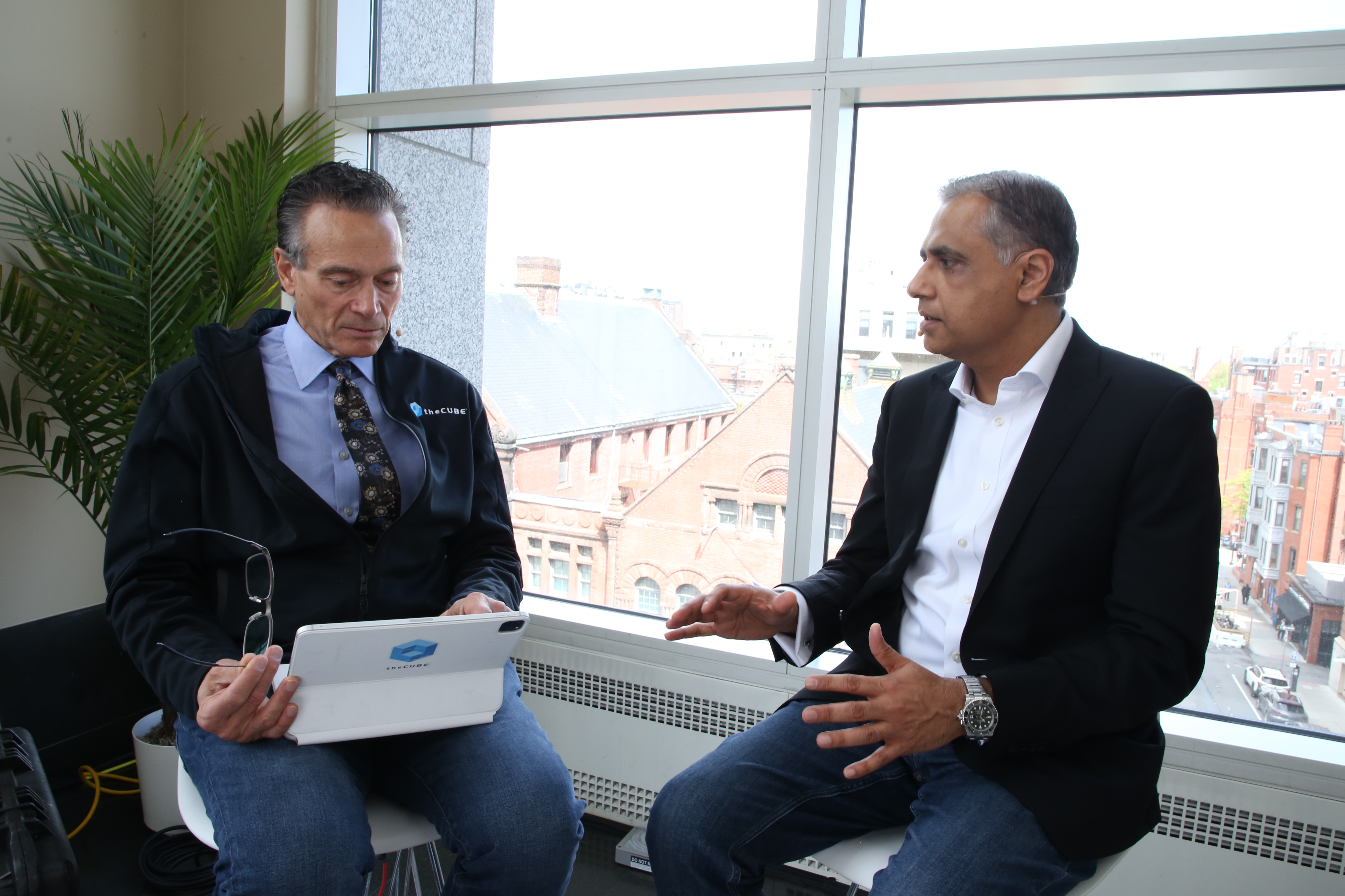 Ramnik Bajaj, SVP, chief data, analytics and AI officer at USAA, talks with theCUBE about gen AI at IBM Think 2025.