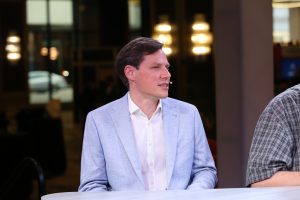  Jaime Ryan, vice president of product management, Boomi API management at Boomi LP, talks with theCUBE about enterprise DevOps during Boomi World – 2025. 