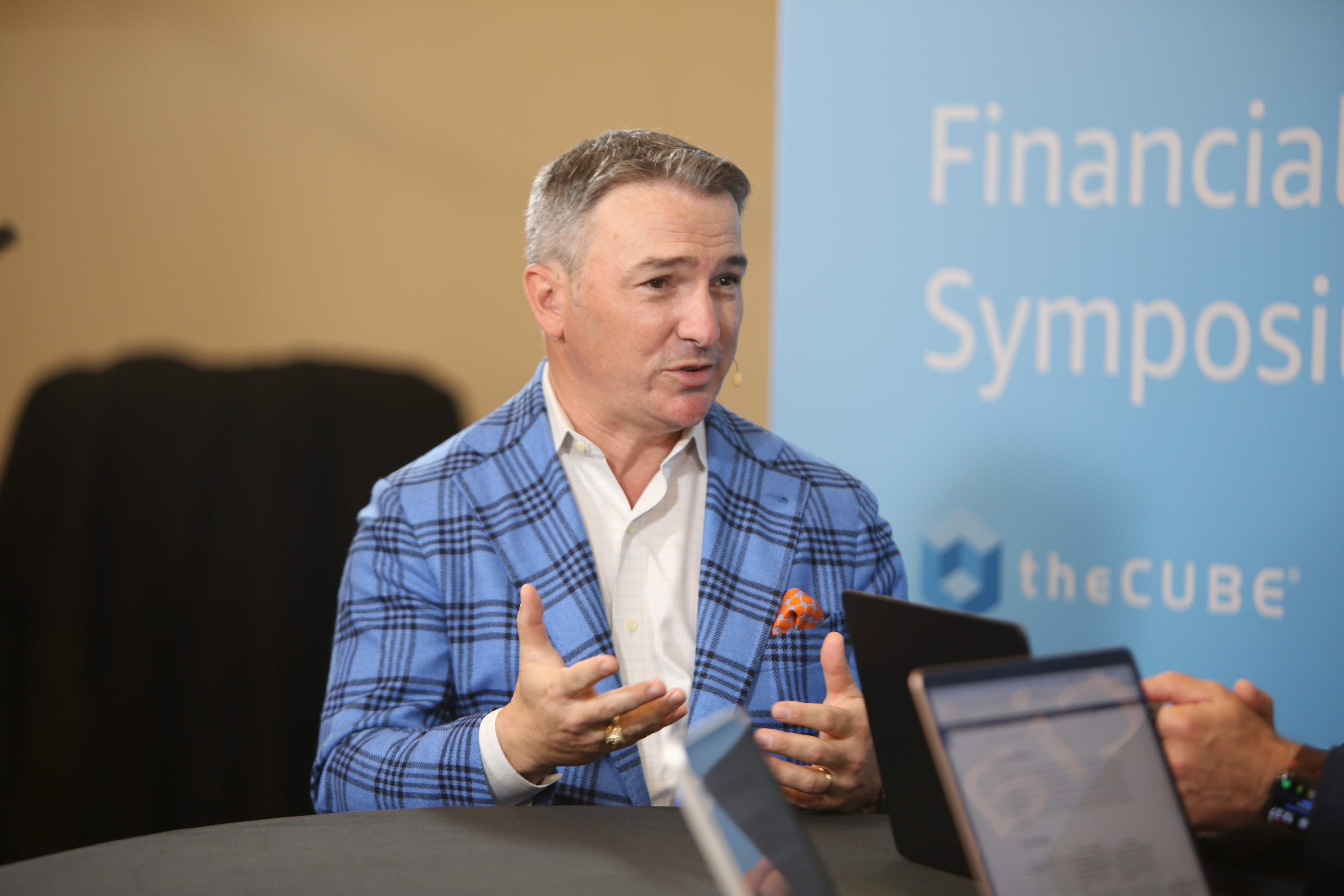Discover insights from companies such as Splunk, IBM, Smarsh, TCS and MondoDB on the implementation of AI for financial services.