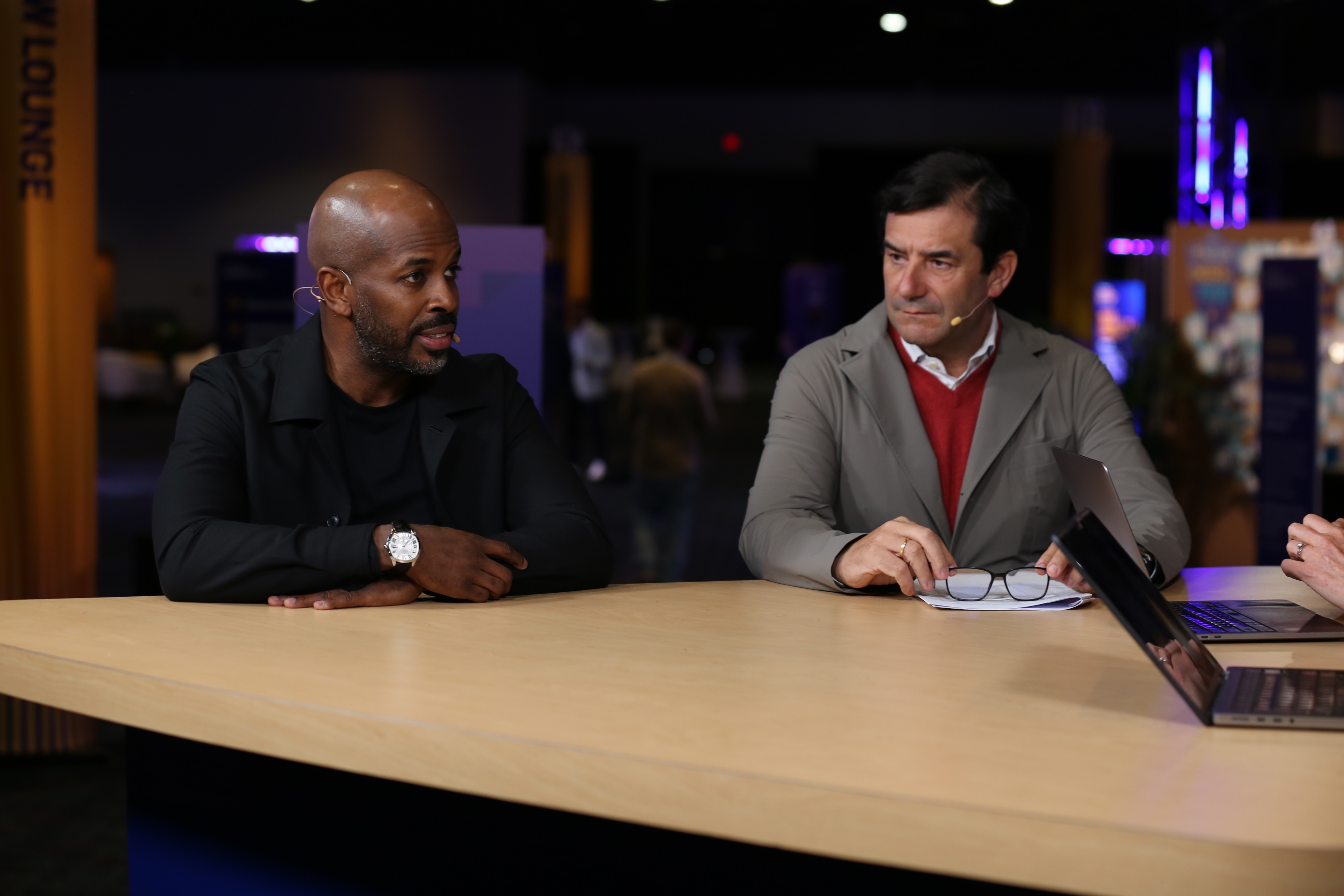 Gary Brantley, senior VP and CIO of the NFL, and Cesar Cernuda, president of NetApp, talk with theCUBE about their partnership during NetApp’s “Architecting Outcomes in the Era of Intelligence” event – 2025