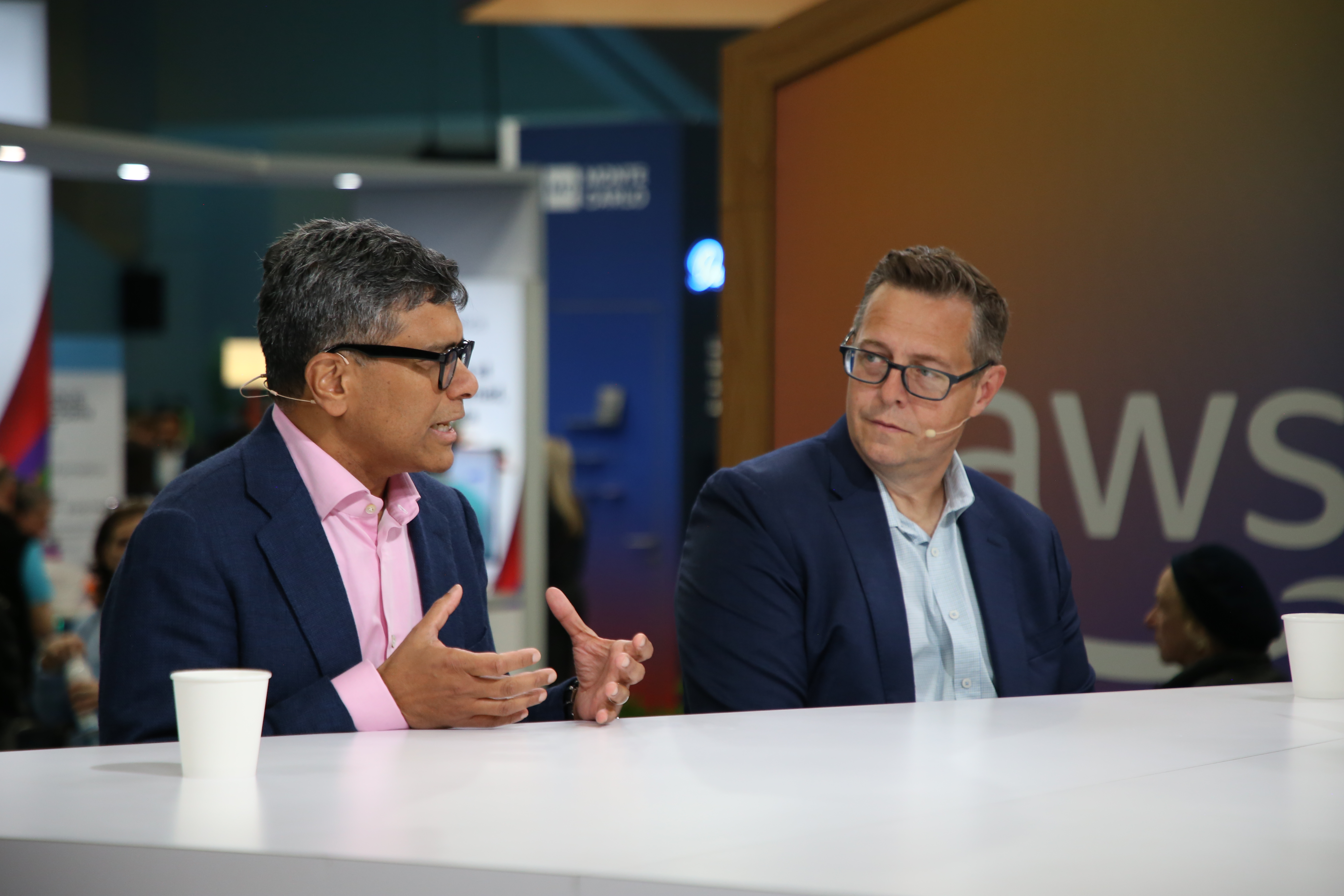Carl Perry, head of analytics at Snowflake Inc., and Gerard Francis, chief product officer, AI and data, at JP Morgan Chase & Co., talk with theCUBE during Snowflake Summit 2025 about how Fushion is leading the charge in data management for institutional investors.