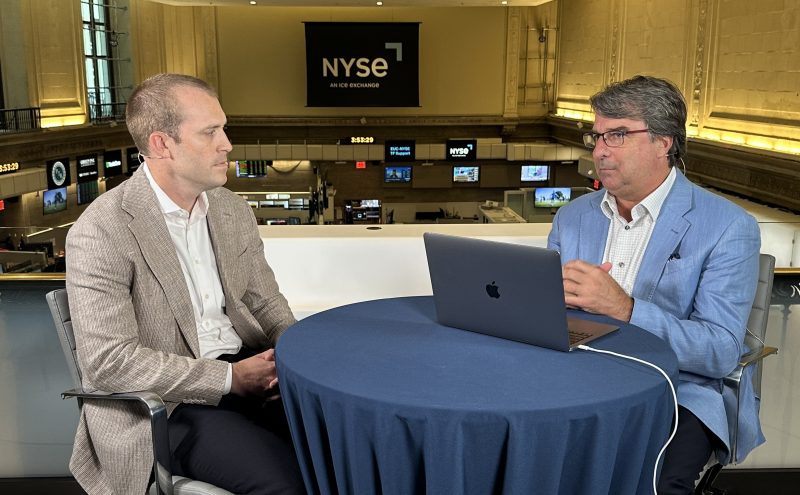 Kevin Reilly, director gerente y jefe de MedTech en Ally Bridge Group, habla sobre la atención centrada en el paciente durante la serie 2025 de NYSE Wired MedTech Unplugged.