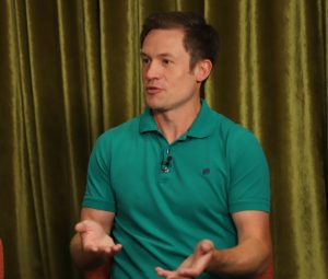 Jason Davenport, technical lead for DevRel at Google, talks to theCUBE about Focused Keyword: AI agents during the Google Cloud: Passport to Containers series.