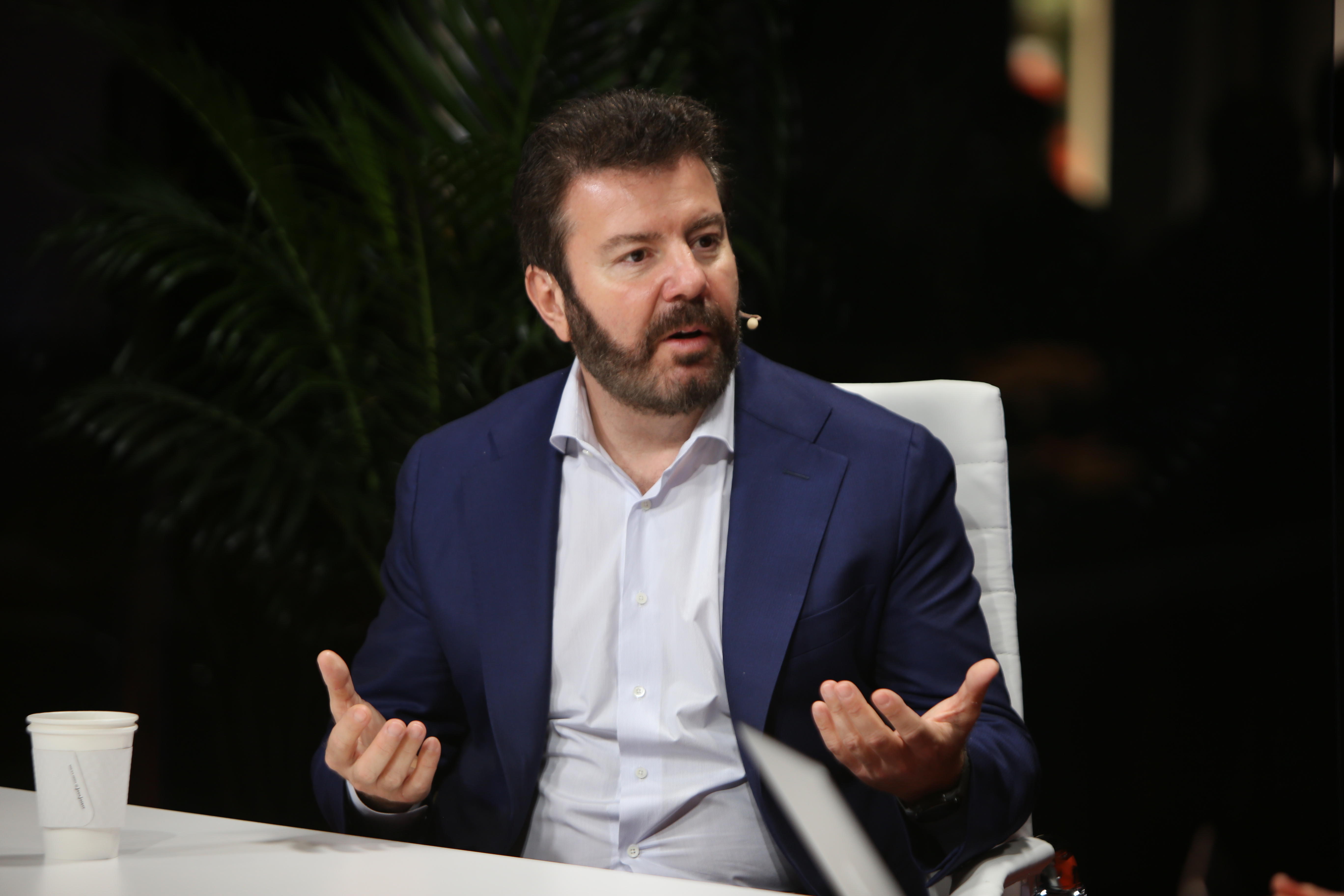 UiPath tops expectations and swings to a profit on solid AI momentum
