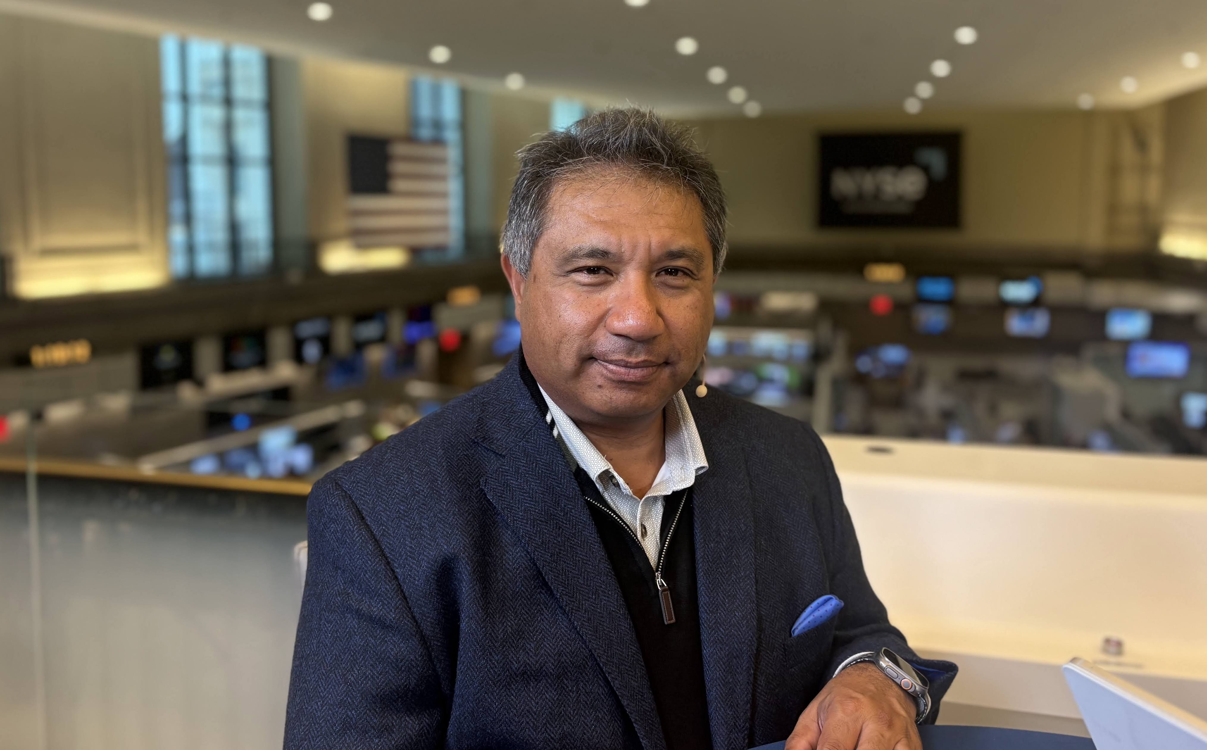 Zeus Kerravala, founder and principal analyst of ZK Research Inc., talks with theCUBE during theCUBE + NYSE Wired: AI Factories - Data Centers of the Future 2025 about how validated designs in AI drive innovation and accelerate adoption.