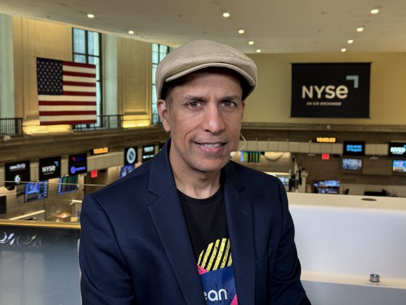 Discover how Glean is shaping the future of enterprise AI with agents, data platforms, and the Enterprise Graph for smarter workflows.