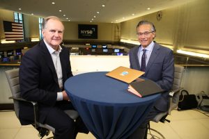 Charles Sansbury, CEO of Cloudera discusses proprietary AI models with theCUBE's Dave Vellante.