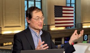 Wei Hu, senior vice president of high-availability technologies at Oracle, talks to theCUBE about database infrastructure needing to evolve for availability. - Oracle Data Deep Dive NYC 2026