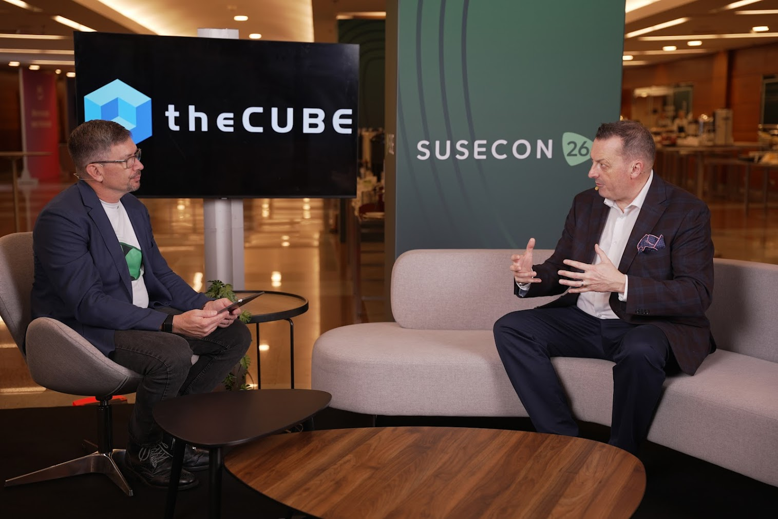 AI innovation drives multicloud governance shift