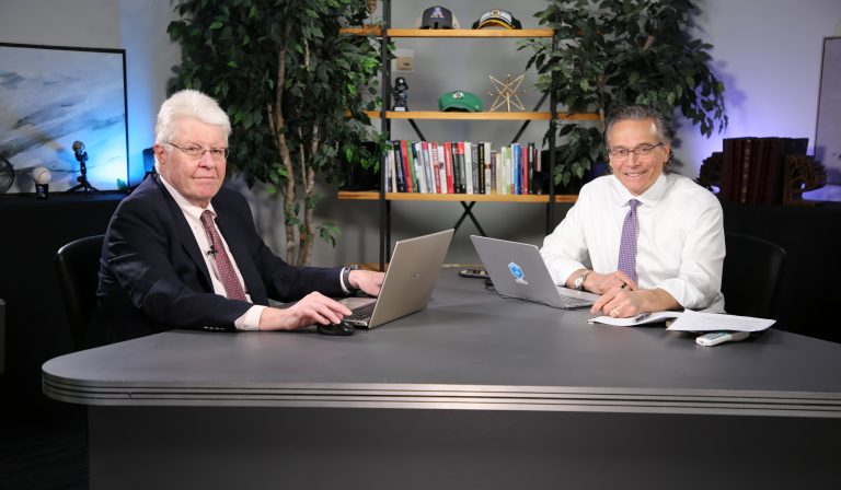 TheCUBE'S Paul Gillin and Dave Vellante discussed quantum HPC integration during HPE World Quantum Day 2026.