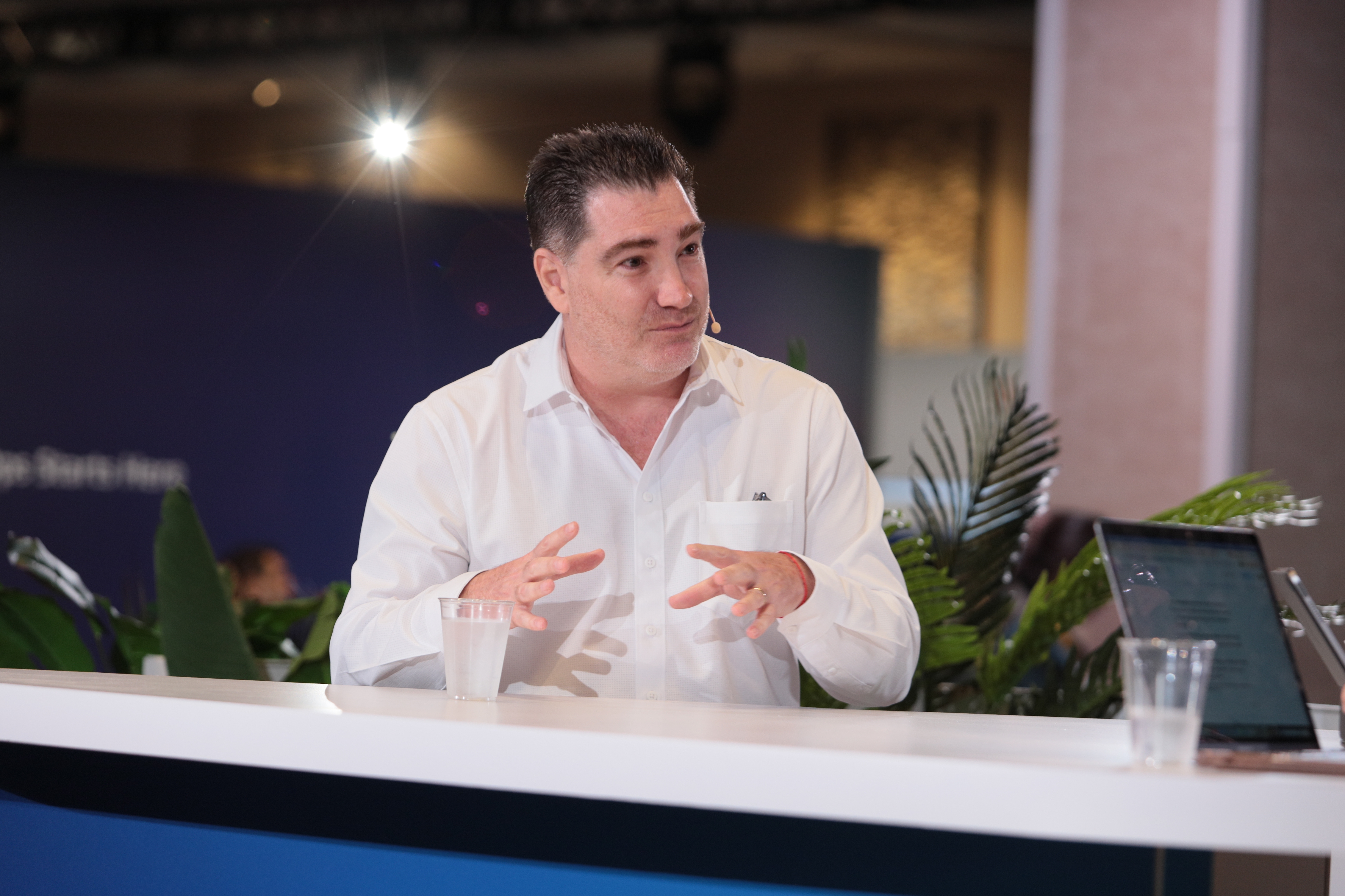 Cyril Belikoff, VP of commercial cloud and AI at Microsoft Corp., talks to theCUBE about an intelligence layer — FinOps X 2026.